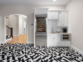 2413  Lofton Terrace , Fort Worth Texas 76109