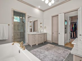 2413  Lofton Terrace , Fort Worth Texas 76109