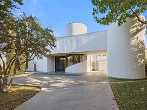 1108  Shady Oaks Lane , Westover Hills Texas 76107