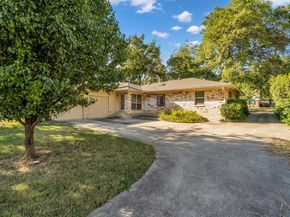 2972  Maydelle Lane , Farmers Branch Texas 75234