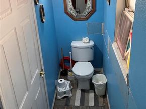 4838  Wisteria Street , Dallas Texas 75211