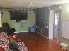 4838  Wisteria Street , Dallas Texas 75211