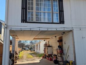 4838  Wisteria Street , Dallas Texas 75211