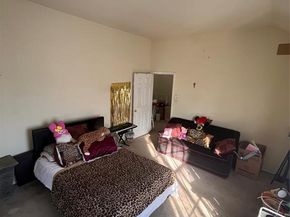 4838  Wisteria Street , Dallas Texas 75211