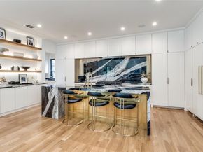 7122  Lakewood Boulevard , Dallas Texas 75214