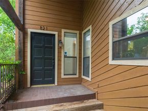821  Cherlynne Drive , Cedar Hill Texas 75104