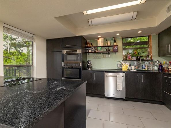 821  Cherlynne Drive , Cedar Hill Texas 75104