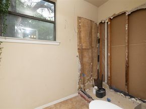 821  Cherlynne Drive , Cedar Hill Texas 75104