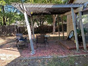 1433  Spring Willow Drive , Arlington Texas 76018