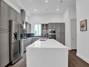 3816  Roseland Avenue  C300, Dallas Texas 75204