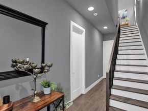 3816  Roseland Avenue  C300, Dallas Texas 75204