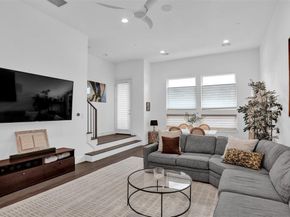3816  Roseland Avenue  C300, Dallas Texas 75204