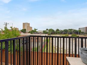 3816  Roseland Avenue  C300, Dallas Texas 75204