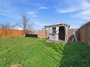 7411  Marsland Lane , Arlington Texas 76001