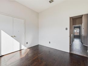 7411  Marsland Lane , Arlington Texas 76001