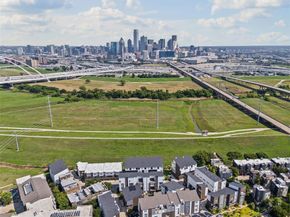 381 E Greenbriar Lane  501, Dallas Texas 75203