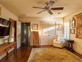 5532  Glenwick Lane , Dallas Texas 75209