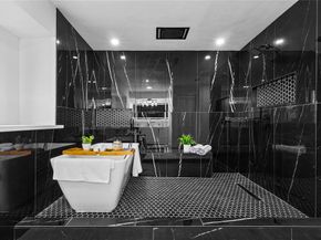 706  Brookdale Circle , Garland Texas 75040