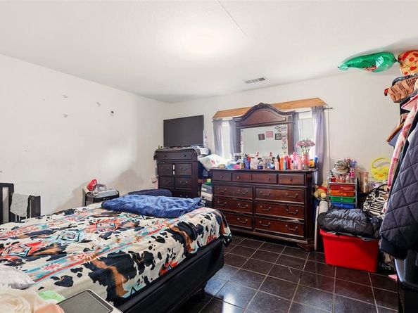 2333 N Chandler Drive E, Fort Worth Texas 76111