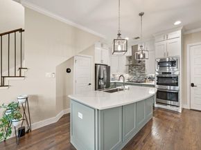 8254  Laflin Lane , Dallas Texas 75231