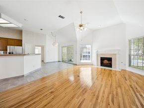 9325  Vista Circle , Irving Texas 75063