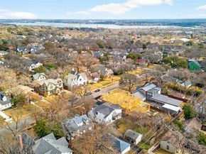 6844  Clayton Avenue , Dallas Texas 75214