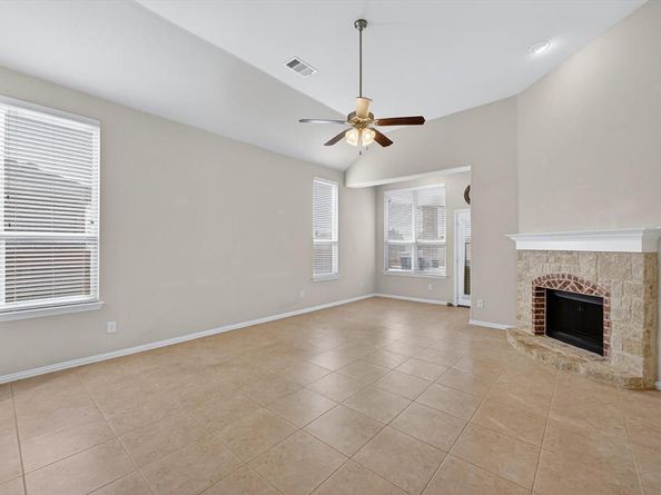 640  Ricochet Drive , Fort Worth Texas 76131