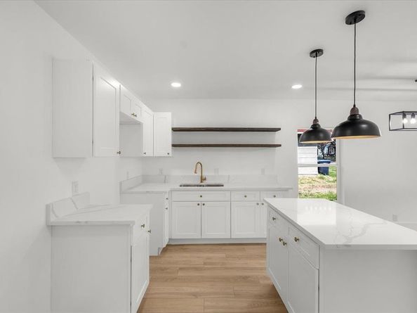 3024  James Avenue , Fort Worth Texas 76110