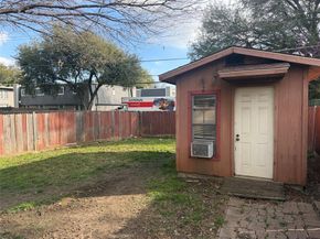 1900  17th Street , Plano Texas 75074