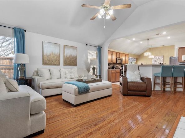 6725  Woodcrest Lane , Sachse Texas 75048