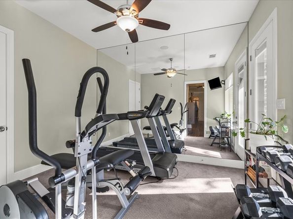924  Joe Boy Court , DeSoto Texas 75115
