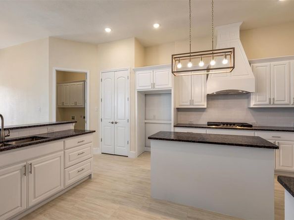 4112  Barona Drive , Carrollton Texas 75010