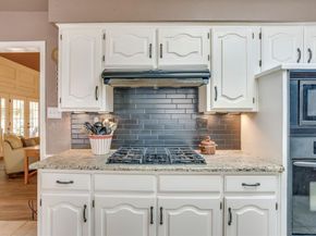 1021  Old Mill Circle , Irving Texas 75061