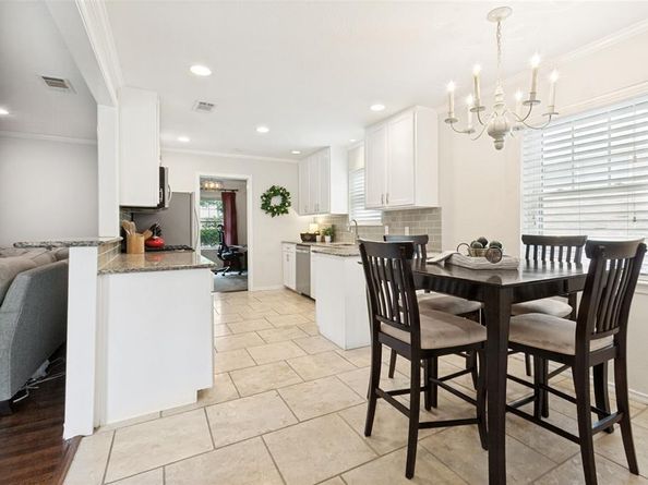 6935  Kingsbury Drive , Dallas Texas 75231