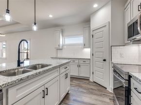 1023  Church Street , Dallas Texas 75203