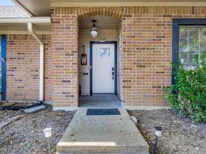 1538  Glenhill Lane , Lewisville Texas 75077