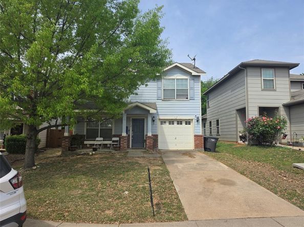 2952  Pima Lane , Fort Worth Texas 76119