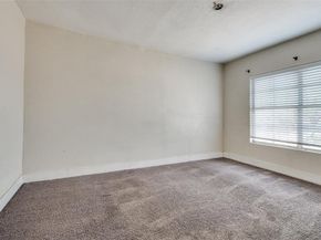 1015  Kings Highway , Dallas Texas 75208
