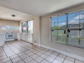 1015  Kings Highway , Dallas Texas 75208