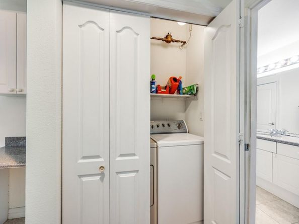 3400  Welborn Street  217, Dallas Texas 75219
