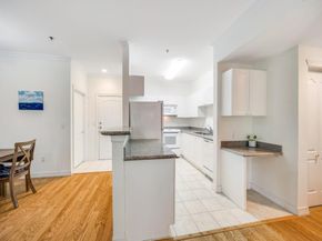 3400  Welborn Street  217, Dallas Texas 75219
