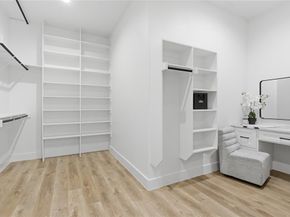 3906  Harlingen Street , Dallas Texas 75212