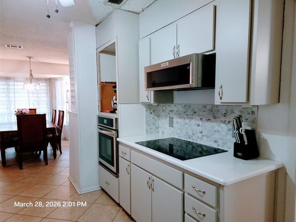 1408  Country Manor Road , Fort Worth Texas 76134