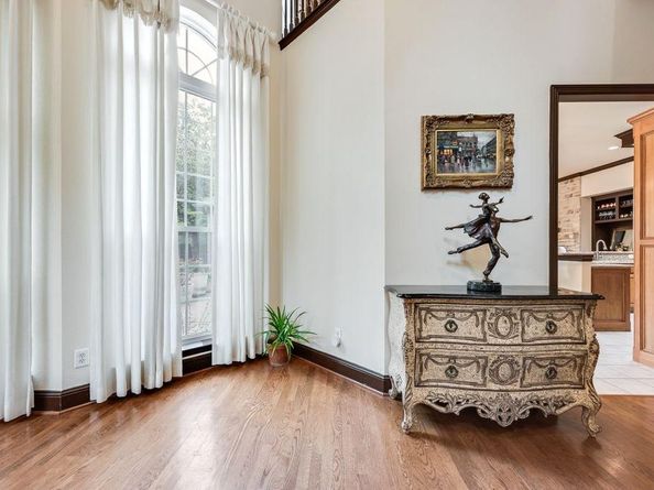 4020  Stonehollow Way , Dallas Texas 75287