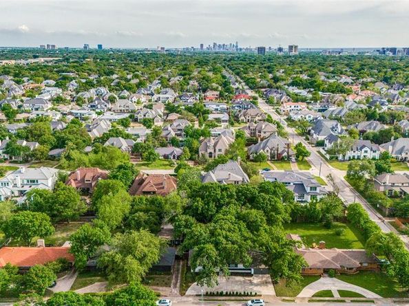 6514  Royal Lane , Dallas Texas 75230