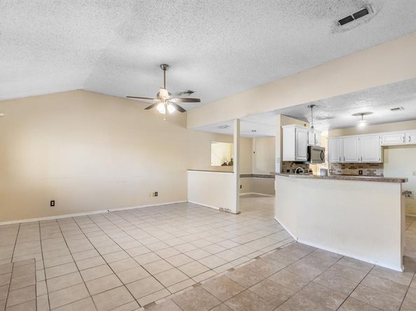 5808  Caprock Drive , Arlington Texas 76018