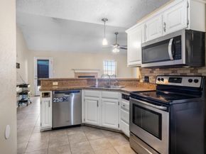 5808  Caprock Drive , Arlington Texas 76018