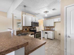 5808  Caprock Drive , Arlington Texas 76018