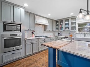 1213  Briar Hollow Lane , Garland Texas 75043