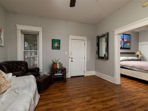 1626  College Avenue , Fort Worth Texas 76104